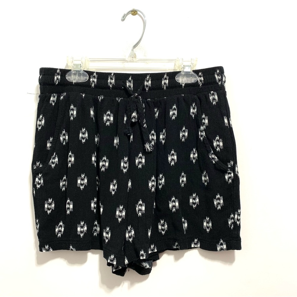 C. Wonder Limited Women’s Cabana Tropical Hawaiian Shorts